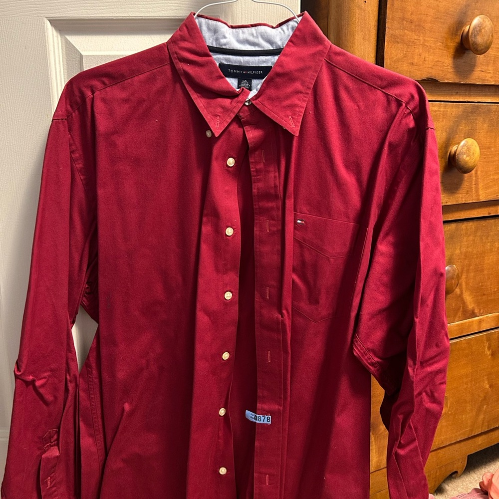 Tommy Hilfiger Men's Red Shirt